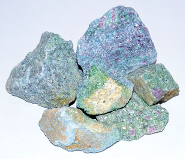 1 lb Ruby Zoisite untumbled stones - Click Image to Close