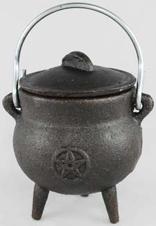 Pentagram cast iron Cauldron 3" - Click Image to Close