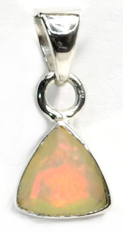 Ethiopian Opal pendant - Click Image to Close