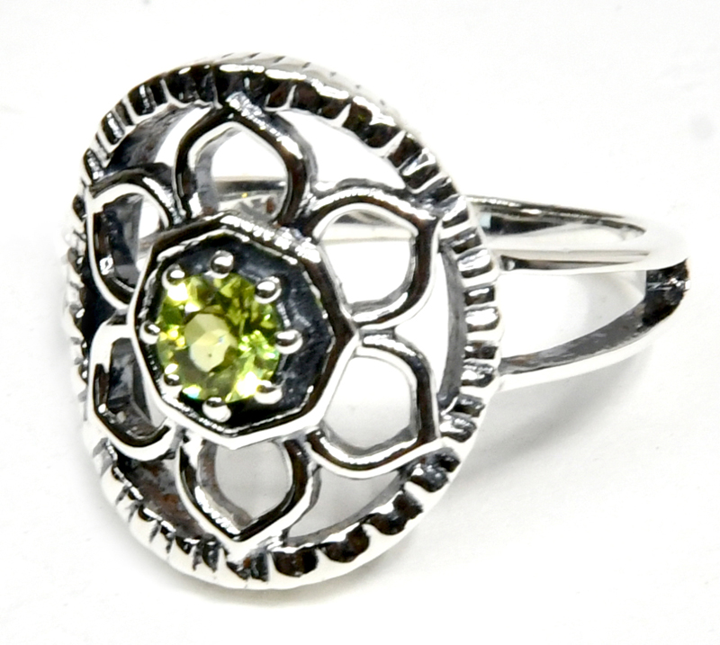 size 7 Peridot ring