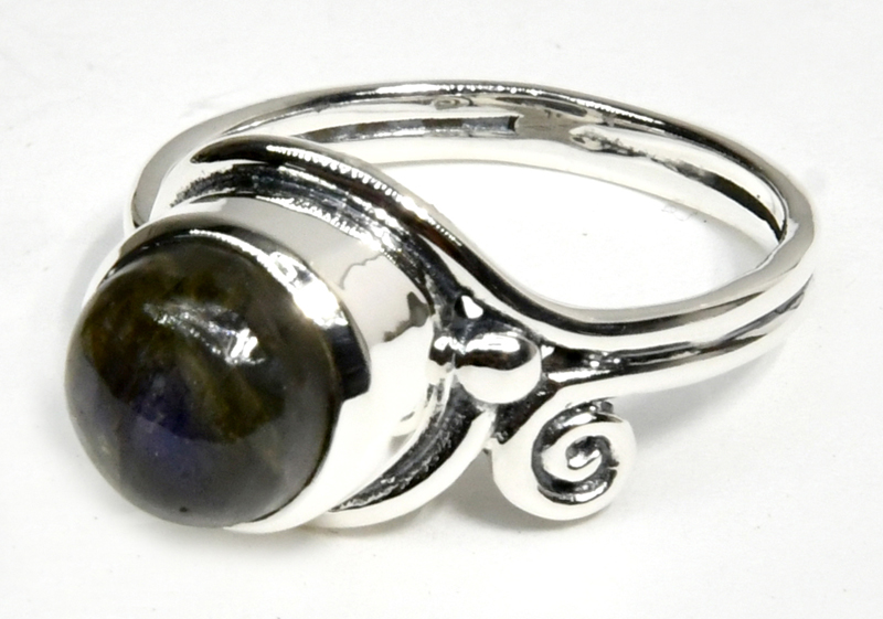 size 7 Labradorite ring