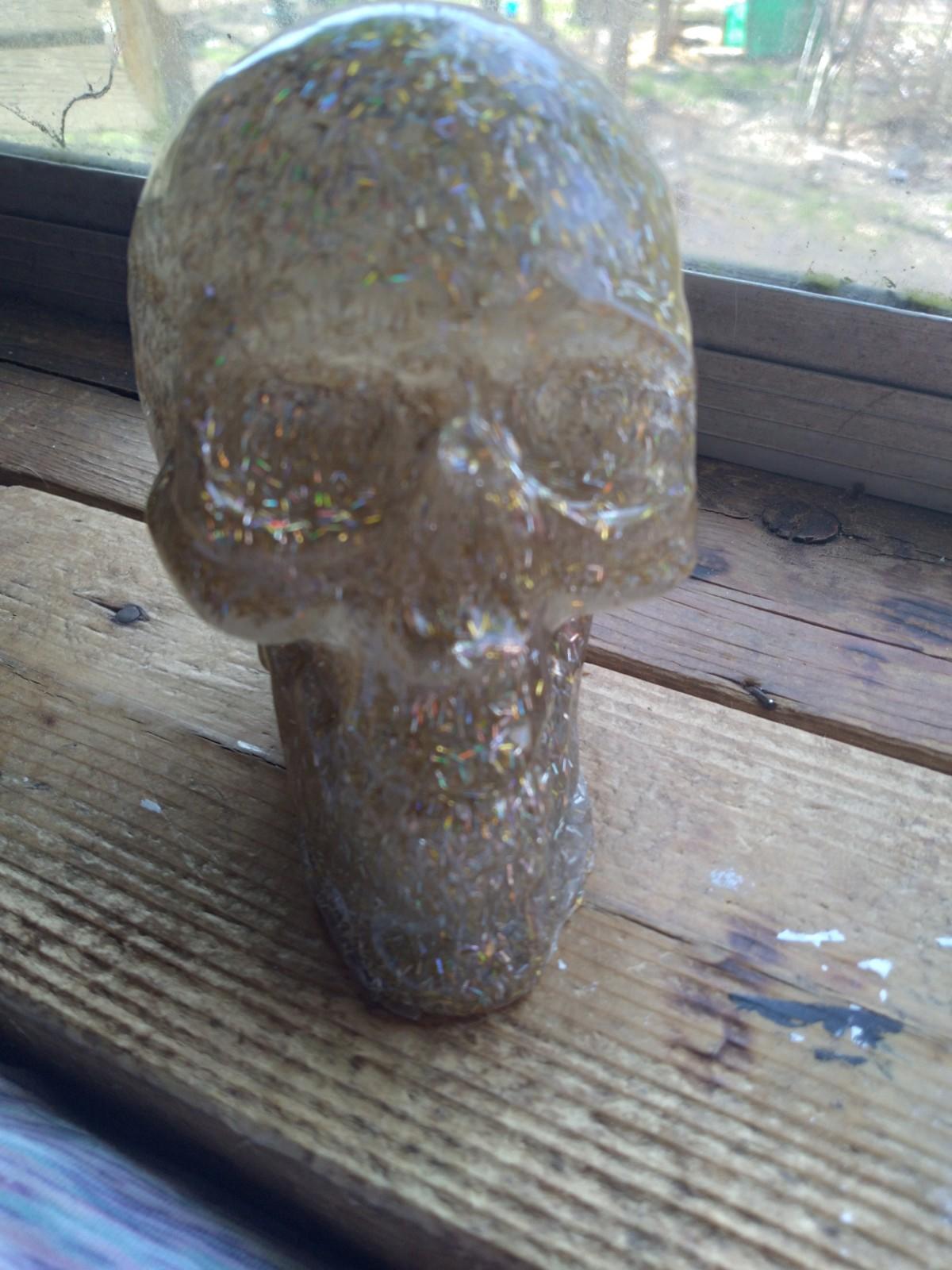 Crystal skull - Click Image to Close